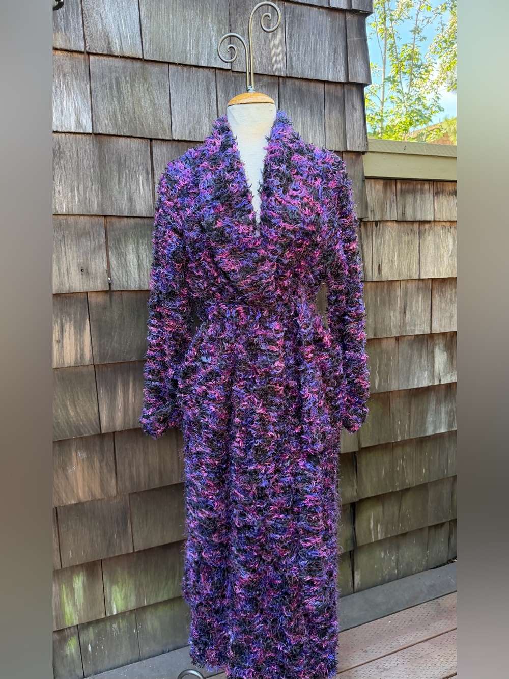 Diamond Tea midi robe fuzzy loops fabric purple pink lined pockets sz S/M.